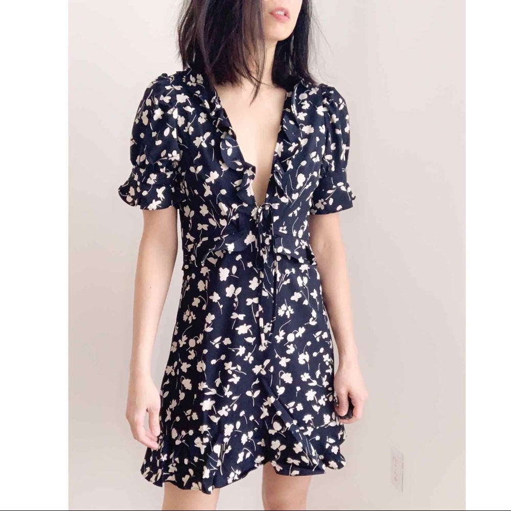 Boho Floral Ruffles Mini Dress - Picture 7 of 11
